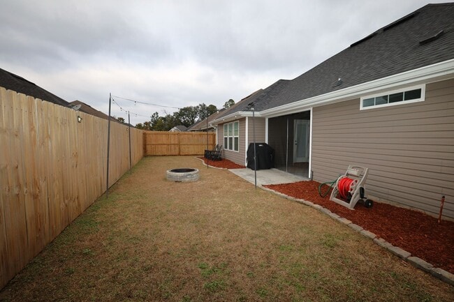 4209 Bright Creek Rd in Hahira, GA - Building Photo - Building Photo