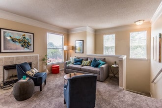 Waterford Place Apartment Homes in Memphis, TN - Building Photo - Interior Photo