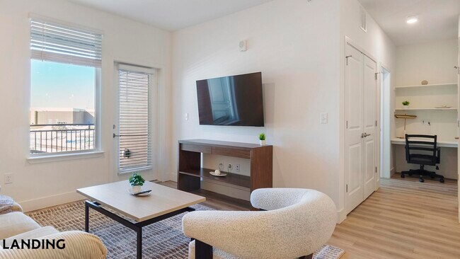 10670 Jake Jabs Blvd in Longmont, CO - Building Photo - Building Photo