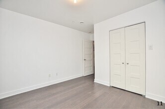 1400 Rue Lucien-Paiement in Laval, QC - Building Photo - Building Photo