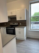 5704 S Kenwood Ave in Chicago, IL - Building Photo - Building Photo