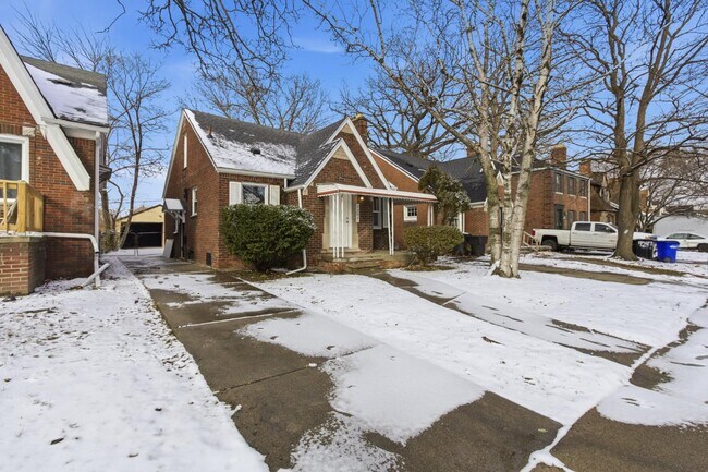 9233 McKinney St in Detroit, MI - Building Photo - Building Photo