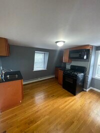 60 Saint James St, Unit 3 photo'