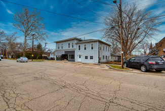 630 W Madison St in Ottawa, IL - Building Photo - Building Photo