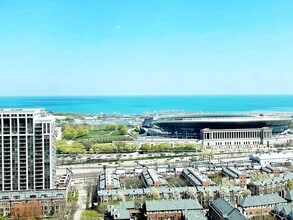 1400 S Michigan Ave, Unit 00 in Chicago, IL - Building Photo - Building Photo
