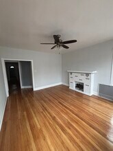 4028 W Crystal St, Unit 2 in Chicago, IL - Building Photo - Building Photo