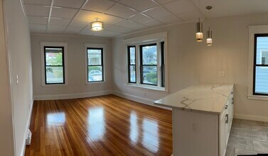76 Atlantic St in Winthrop, MA - Building Photo - Building Photo