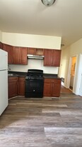 142 Chadwick Ave, Unit 1 in Newark, NJ - Building Photo