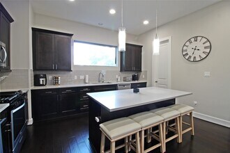 959 St Augustine in Houston, TX - Building Photo - Building Photo