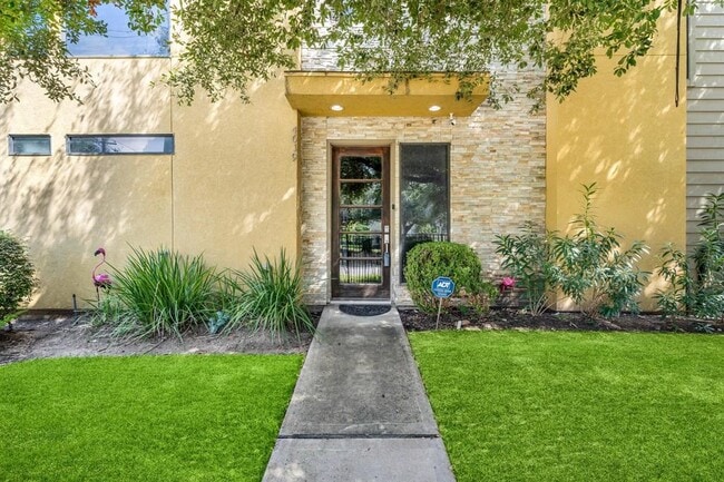 4619 Austin St in Houston, TX - Building Photo - Building Photo
