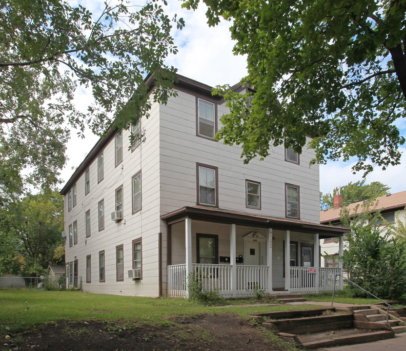 4153 Aldrich Ave N in Minneapolis, MN - Foto de edificio