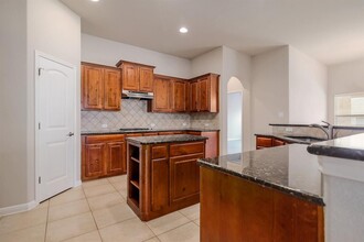 1003 Suffolk Ct in Cedar Park, TX - Building Photo - Building Photo
