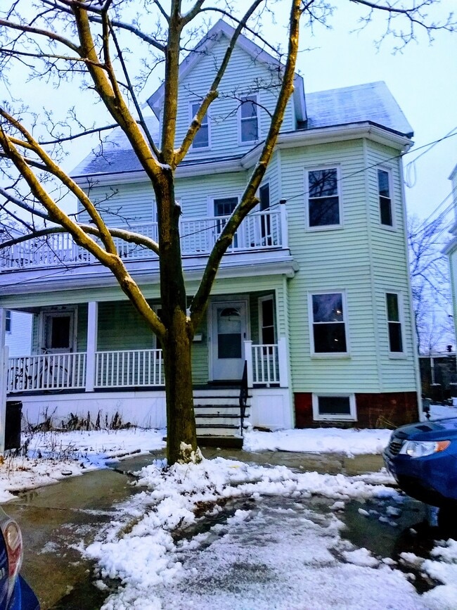 42 Holyoke Rd, Unit 42 Holyoke Rd - Porter Sq