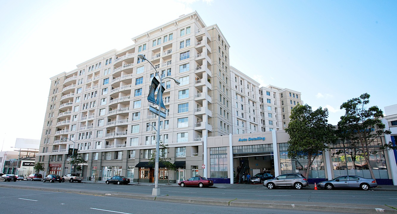 140-148 S Van Ness Ave in San Francisco, CA - Foto de edificio