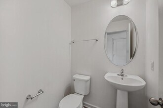 162 Ludgate Mnr in Falling Waters, WV - Building Photo - Building Photo