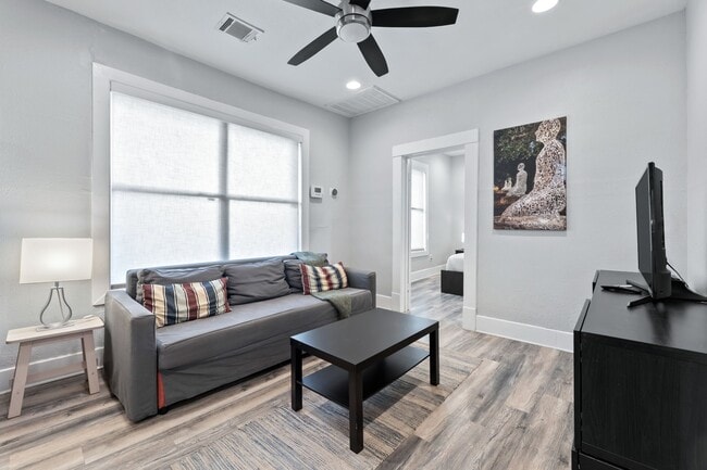 property at 412 Drew St