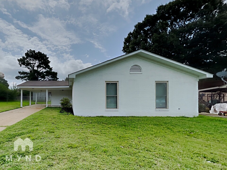 6300 Valleybrook Cove in Horn Lake, MS - Building Photo