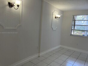 1655 W 44th Pl in Hialeah, FL - Building Photo - Building Photo