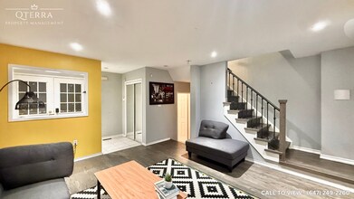 3395 Scotch Pine Gate in Mississauga, ON - Building Photo - Building Photo