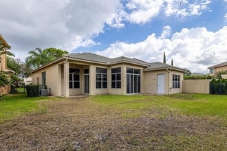 6428 Garden Ct in West Palm Beach, FL - Building Photo - Building Photo