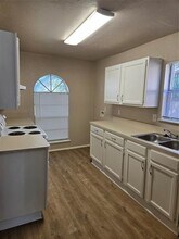 4426 Mayflower Dr in Garland, TX - Building Photo - Building Photo