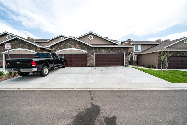 700 Brambleberry Hts in Colorado Springs, CO - Foto de edificio - Building Photo