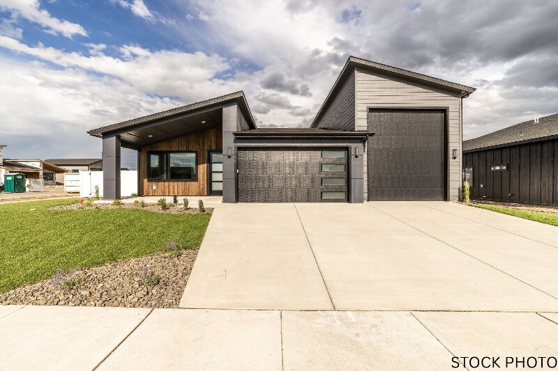 6509 W Daltrey Wy in Rathdrum, ID - Building Photo