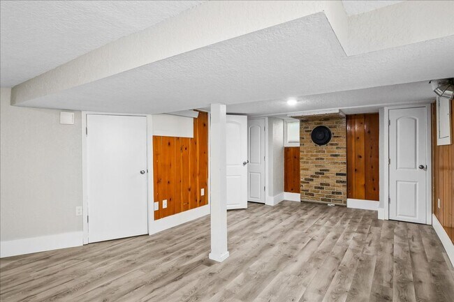 3007 Bent Ave, Unit Apt B in Cheyenne, WY - Building Photo - Building Photo