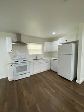 417 Jasmine Ln in San Marcos, TX - Foto de edificio - Building Photo