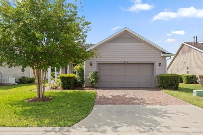 property at 5040 NW 35th Ln Rd