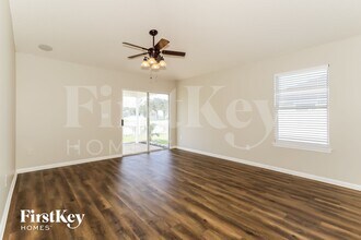 9146 Jennifer Ln in Jacksonville, FL - Building Photo - Building Photo