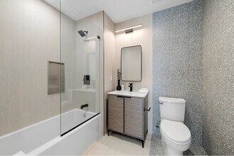 77-63 Vleigh Pl in Queens, NY - Building Photo - Building Photo