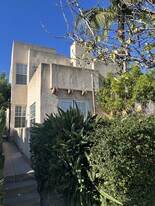 1552 Chalcedony St, Unit 1 in San Diego, CA - Building Photo