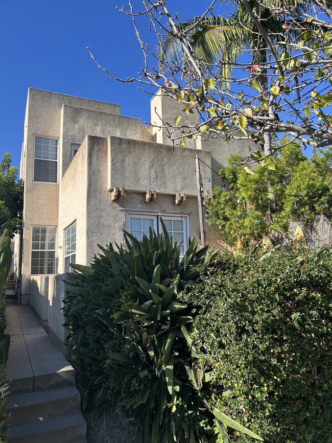 property at 1552 Chalcedony St