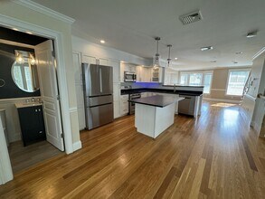1 Goodwin Ct in Boston, MA - Building Photo - Building Photo