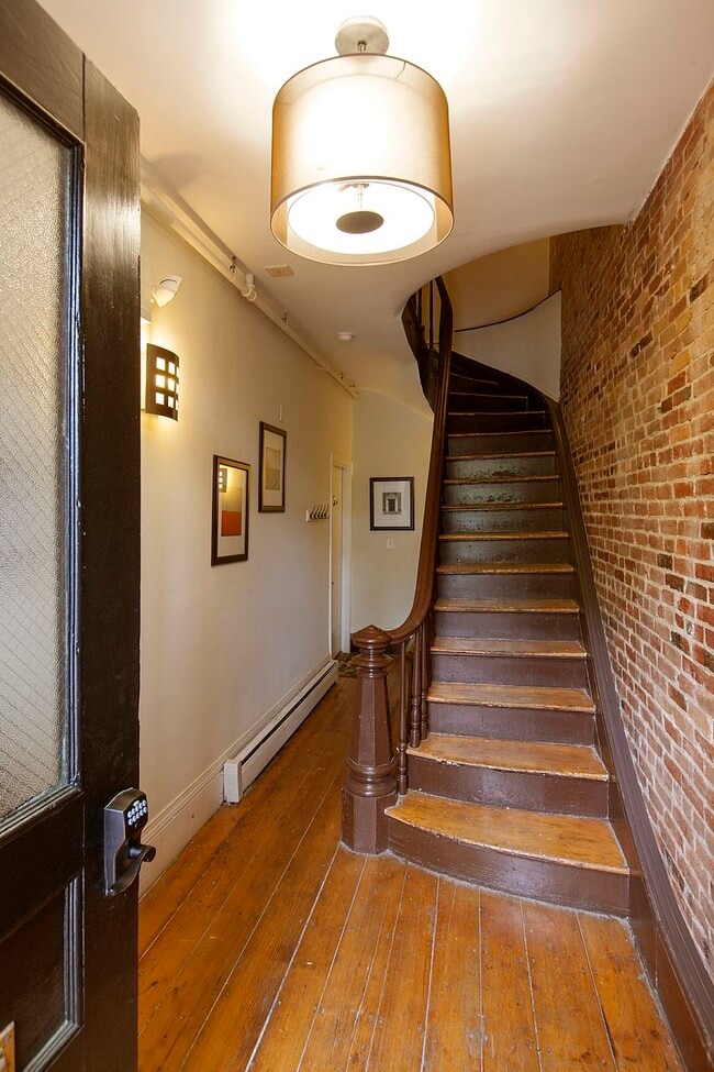 property at 237 Northampton St