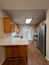 1057 Windsor Way in Chico, CA - Building Photo - Building Photo