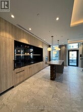 252 Church St in Toronto, ON - Building Photo - Building Photo