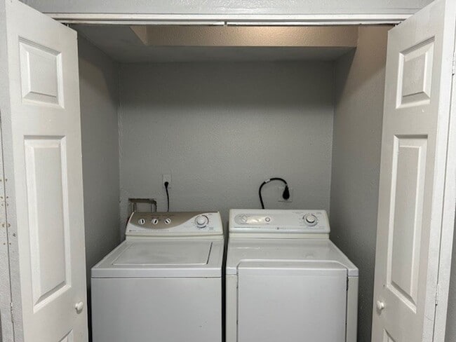 1449 Proescher St in Norfolk, VA - Building Photo - Building Photo