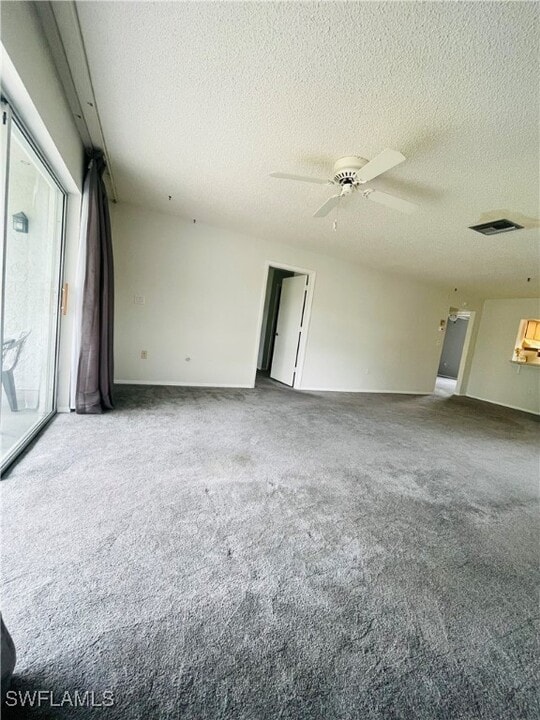 7092 Nantucket Cir in North Fort Myers, FL - Building Photo