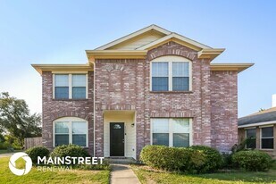 2206 Midbury Dr in Lancaster, TX - Building Photo