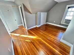 49 Vernon Ave in Mount Vernon, NY - Foto de edificio - Building Photo