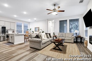 5715 Pin Pt in San Antonio, TX - Building Photo - Building Photo