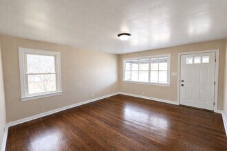 1214 Gordon St in Greensboro, NC - Building Photo - Building Photo