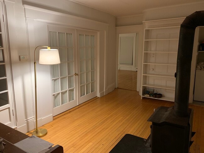 11 Gardner Ave, Unit 1