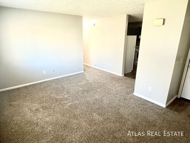 415 St Vrain Pl in Colorado Springs, CO - Building Photo - Building Photo