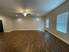 301 Omnia Ridge Way in Lawrenceville, GA - Building Photo - Building Photo