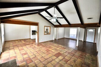 3005 Ranger Hwy in Weatherford, TX - Building Photo - Building Photo