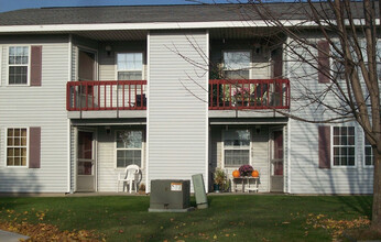 Kelsey Creek Apartments in Watertown, NY - Building Photo - Building Photo