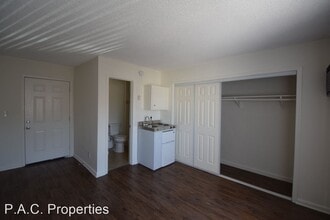 5321 Agnes Ave in Los Angeles, CA - Building Photo - Building Photo
